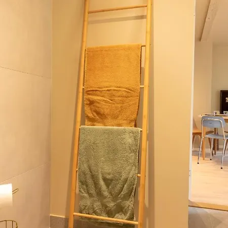 Elegant In Centre Apartamento